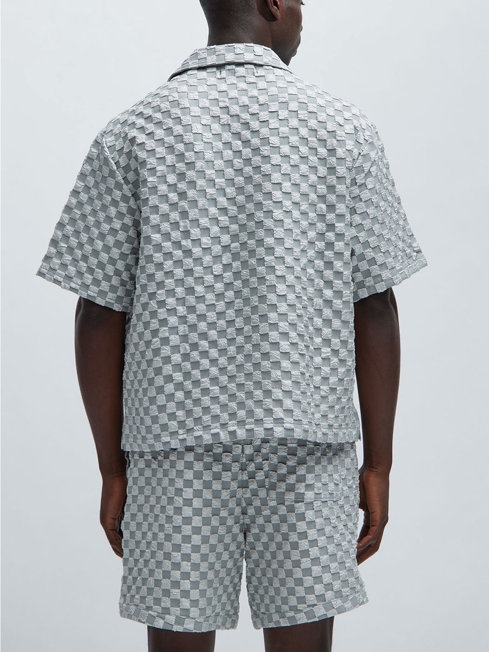 Fashion Nova Men Crinkle Textured Checkered Shorts in Grey Available as SET -NWT - Picture 9 of 10